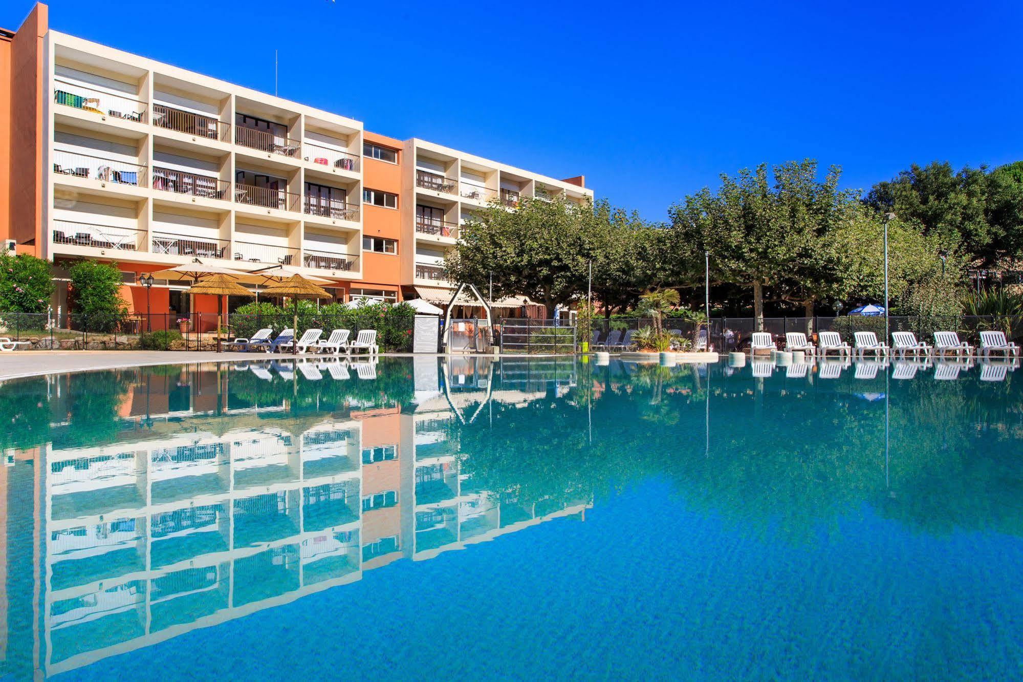 Hotel Club Le Capet Sainte-Maxime Exterior foto
